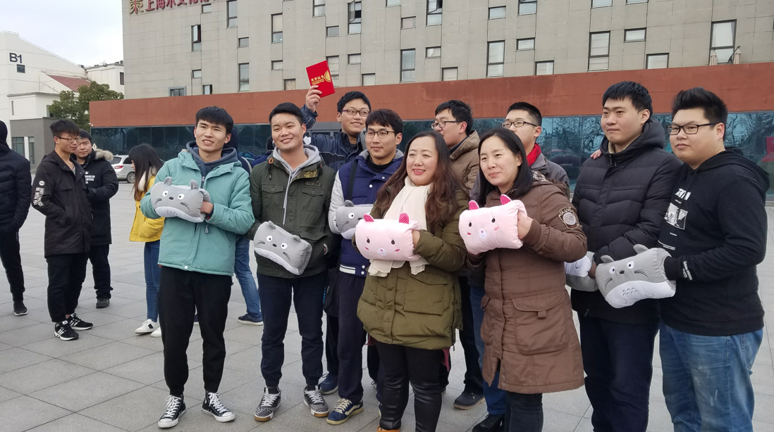 20183003新葡的京集团游戏学校拔河比赛——凝心聚力团结拼搏(图12)
